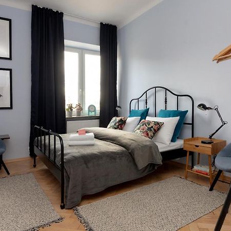 Hala Mirowska Stylish Apartment وارسو المظهر الخارجي الصورة