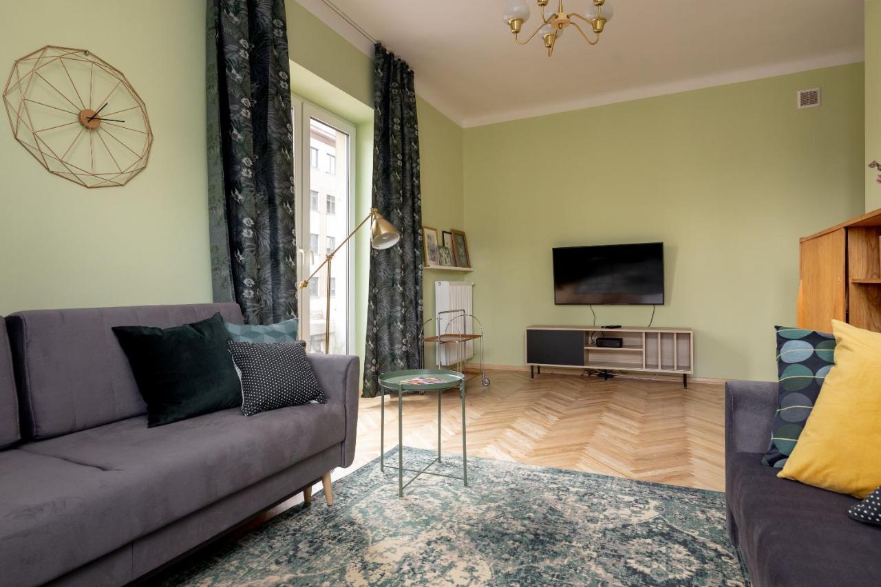 Hala Mirowska Stylish Apartment وارسو المظهر الخارجي الصورة